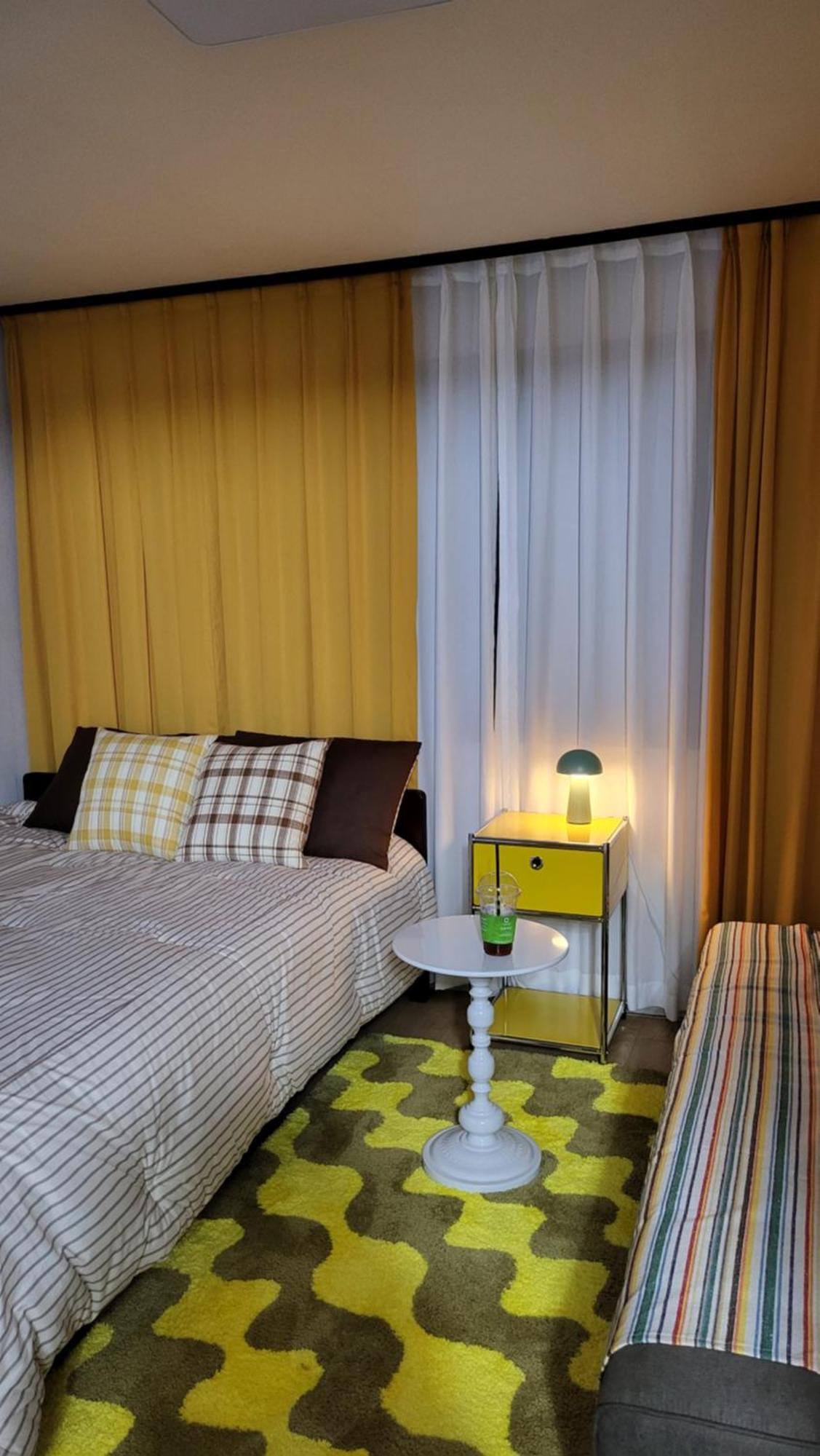อพาร์ทเม้น Park #hongdae Sinchon 10min #metro 3min #3beds
